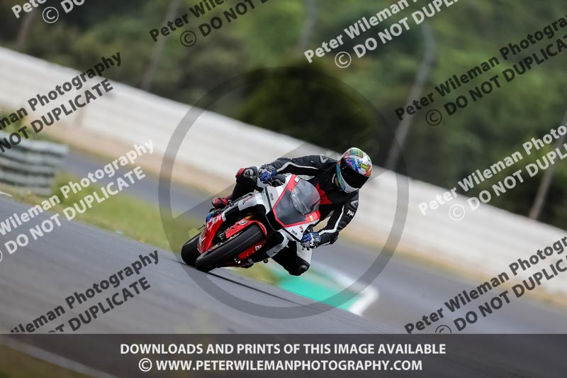 estoril;event digital images;motorbikes;no limits;peter wileman photography;portugal;trackday;trackday digital images